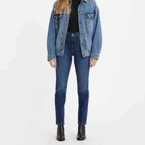 Levi’s 724 High Rise Straight Leg